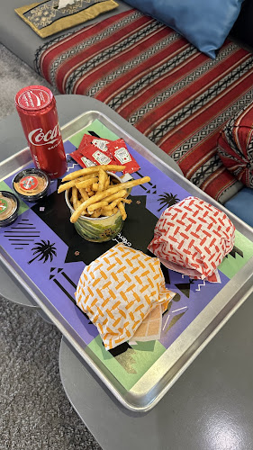 ديوانية برجر - الضيافة