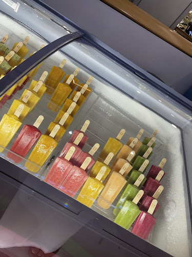 ذي فروزن يوغرت فاكتوري