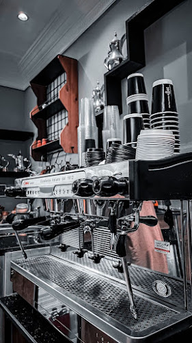 نيارا كافيه - الضيافة