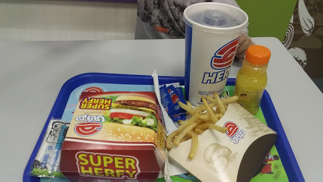 Opinii despre هرفي în رياض الخبراء - الضيافة