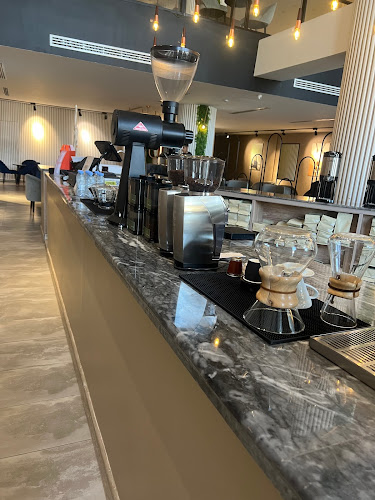 Comentarii opinii despre LUGAR CAFE لوقار كوفي