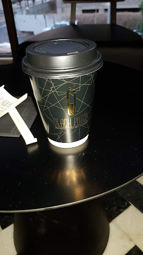 بلاك بوشن - الضيافة