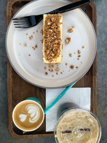 مقهى و محمصة كِفّة - طريق الملك خالد - الضيافة