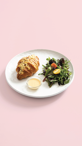 حي، طريق ابي بكر الصديق، الندى، الرياض 13317