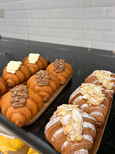 الماكرون المخبوزات و الحلويات - الضيافة