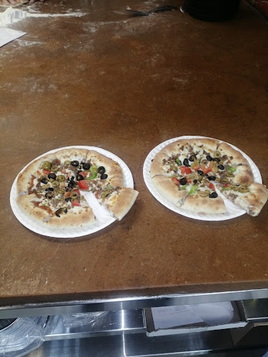 Comentarii opinii despre مطعم ركن شام ( الركن الشامي)