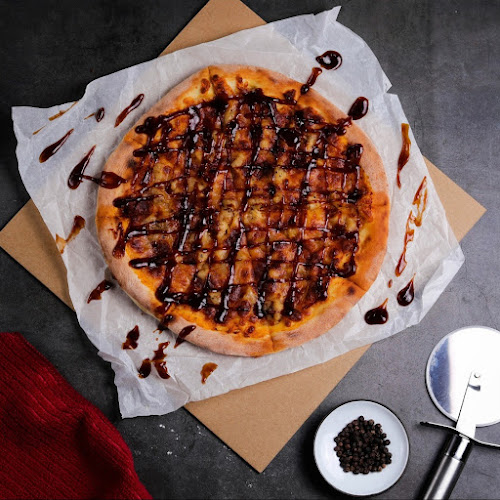 Pizza and Burgers - الضيافة