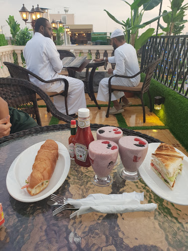 تاج كافية - الضيافة