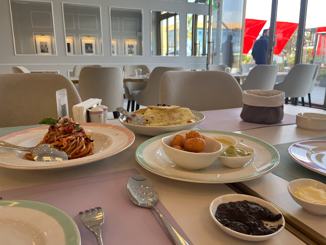 مطعم شي ليليز - الرياض