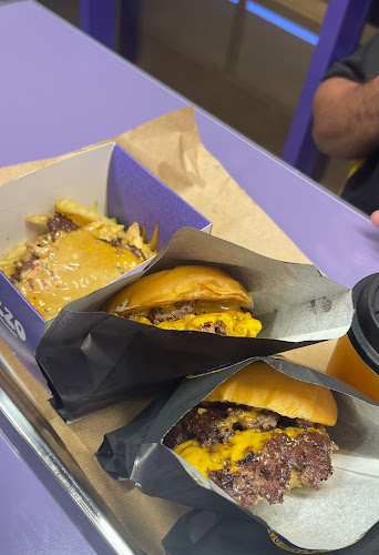 حمد الجاسر، الروضة، جدة 23435