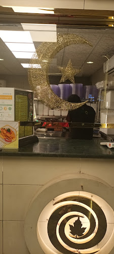 نخبة العود، 2895 قريش، حي البوادي جدة 23443 8239 قريش مقابل، جدة 23443