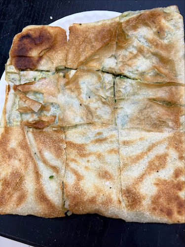 Comentarii opinii despre مطبق محمد عبدالله السندي حي الهجرة