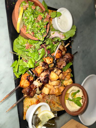 ممشى التحلية، طريق النهضة، حي الروضة، جدة 21442