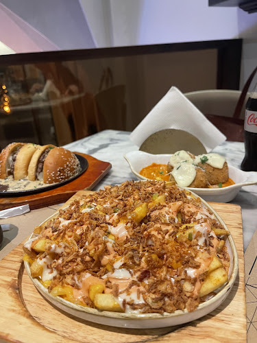 Opinii despre مطعم لافا în الهفوف‎ - الضيافة