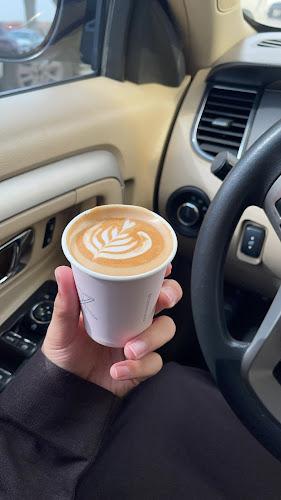 توكسيدو كوفي - الضيافة