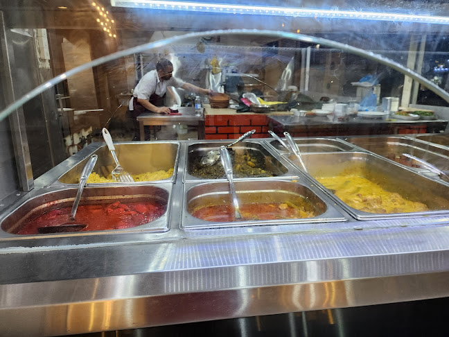 مطعم لاهور للاكلات الباكستانية