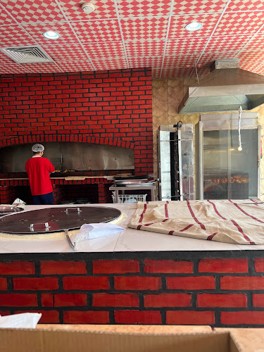 مطعم عنوان الكرم البخاري - رياض الخبراء