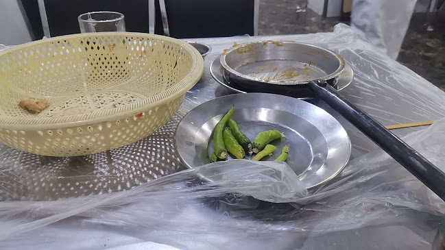 مطعم الساطع للفول والتميس اليماني