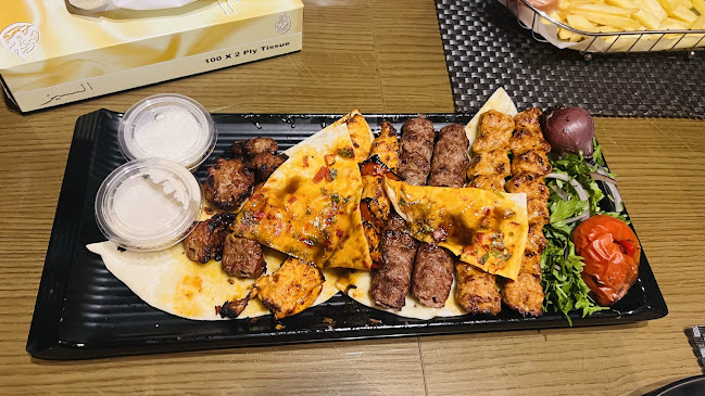 Opinii despre مطعم و كوفي ايلاند în املج - الضيافة