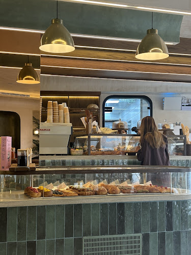 طريق الأمير محمد بن سلمان بن عبدالعزيز، الربيع، الرياض 13315