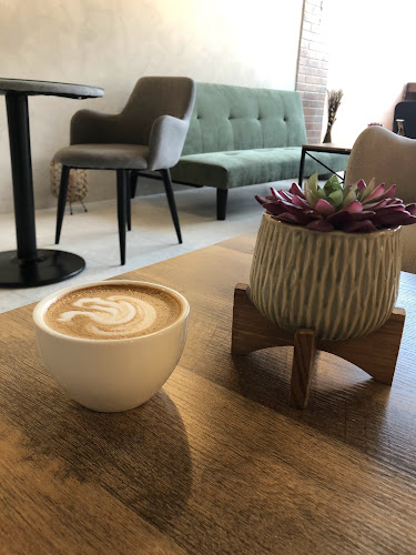 Comentarii opinii despre Okation cafe