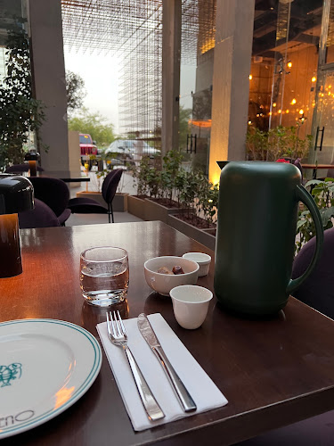 Comentarii opinii despre زينو