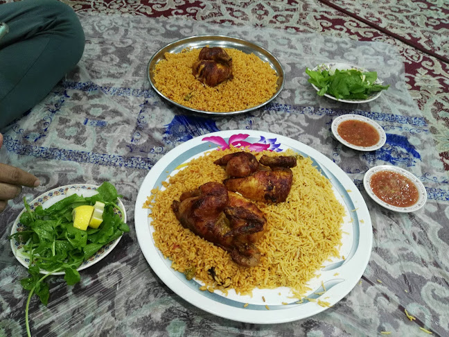 Opinii despre مطعم قلعة المدينة البخاري în القطيف‎ - الضيافة