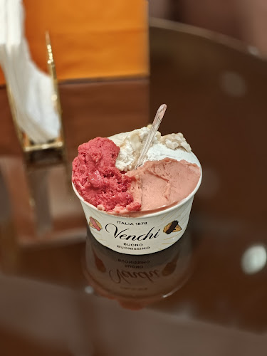 Comentarii opinii despre فينكي