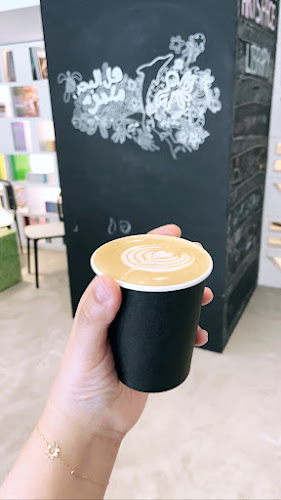 Comentarii opinii despre ملموم كافيه