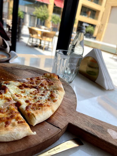 Opinii despre لإكلير دي جيني în جدة - الضيافة