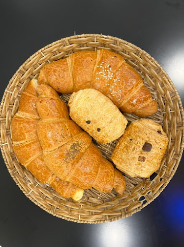 كروسان وقهوة - الضيافة