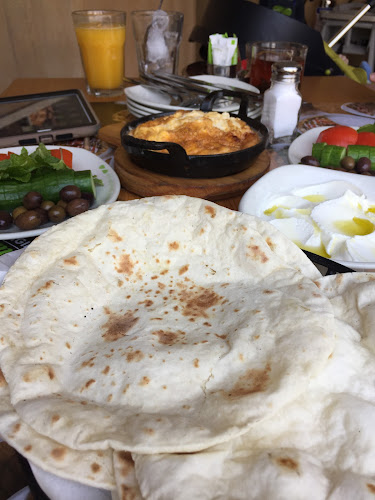 Opinii despre زعتر وزيت în الرياض - الضيافة