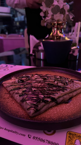 Opinii despre لاونج جيت ايت în جدة - الضيافة