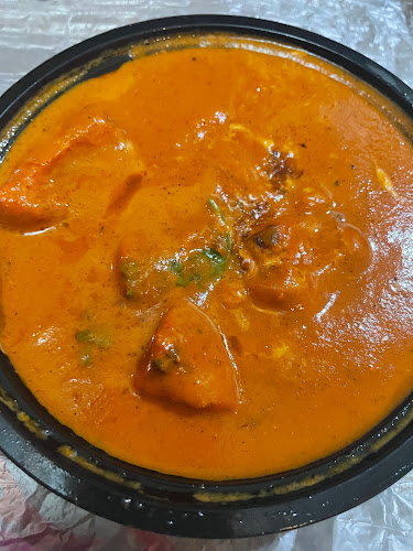 بومباي رياني - الضيافة