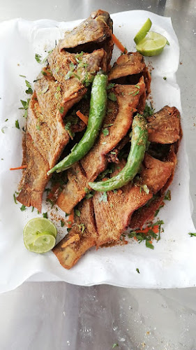 Opinii despre مطعم سمك اليوم للمأكولات البحرية în جدة - الضيافة