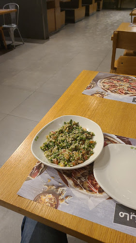 زعتر وزيت - الضيافة