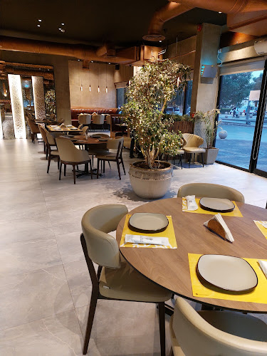 كراون تكا - الرياض