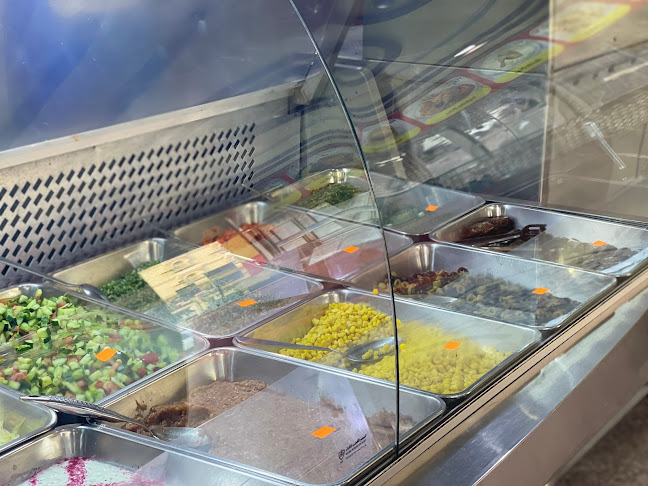 مطعم آريانا البخاري - الضيافة