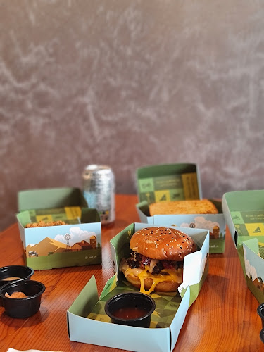 الشارع الثامن عشر، الزهور، الدمام 32423