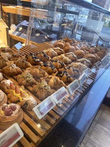 بلو جام - الضيافة