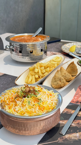 Comentarii opinii despre مطعم بهارات