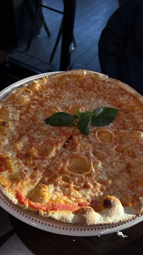 كريزي بيتزا - الرياض