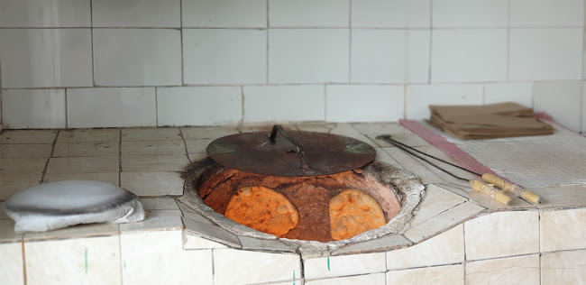 Opinii despre مخبز نور الكوثر ( للخبز الاحمر الحساوي) în المبرز - الضيافة
