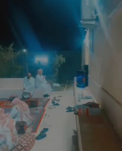 Unnamed Road, السيح، 42312