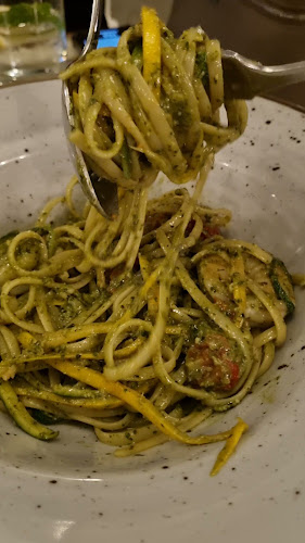 Comentarii opinii despre دلفينو