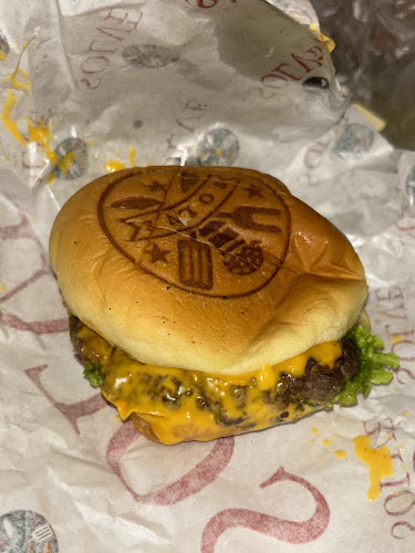 الدبابية، شارع الملك فيصل -عمارة الشروق، القطيف‎ 32636