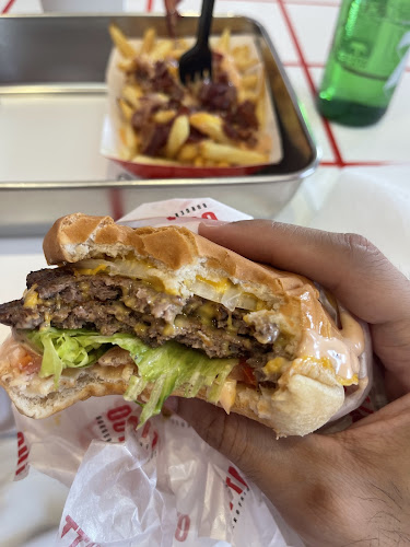 OUTTA | أوتا - الرياض