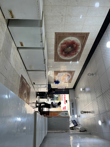 Abdul Aziz Fish Market (আবদুল আজিজ মাছ মার্কেট)