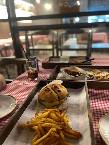 7 بلكانس بسترو - جدة