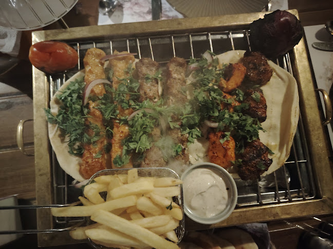 Comentarii opinii despre مطعم سرايا ورد